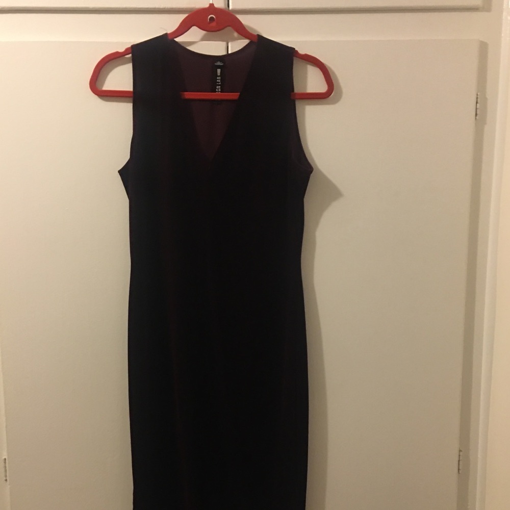Maroon velvet fitted dress